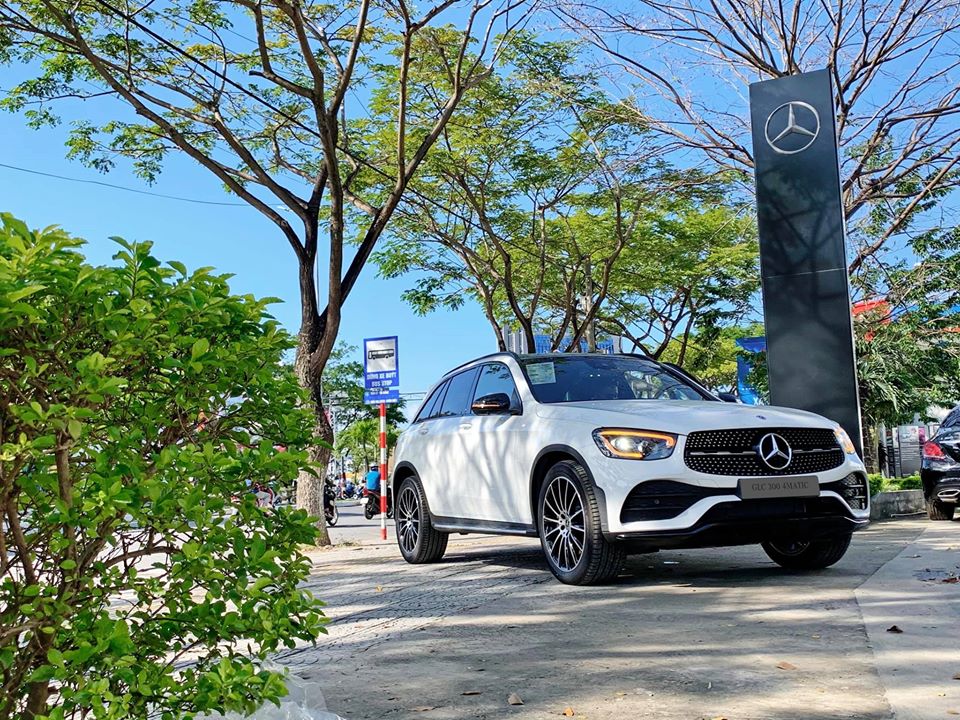 Mercedes GLC 300 4Matic 2020 Giá Bao Nhiêu ? - MBA Auto Việt Nam